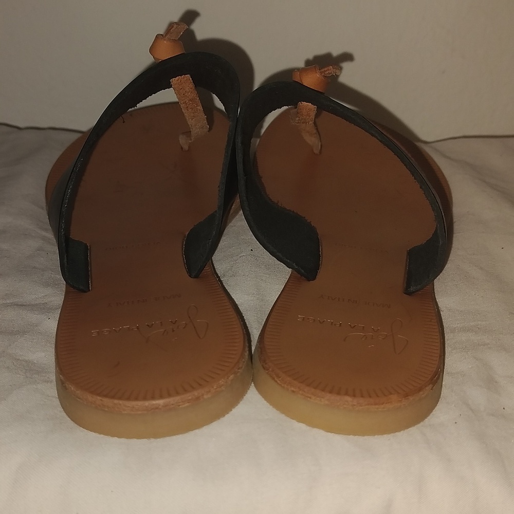 Joie Leather thong Sandals. Sz 37 1/2 - Picture 4 of 5